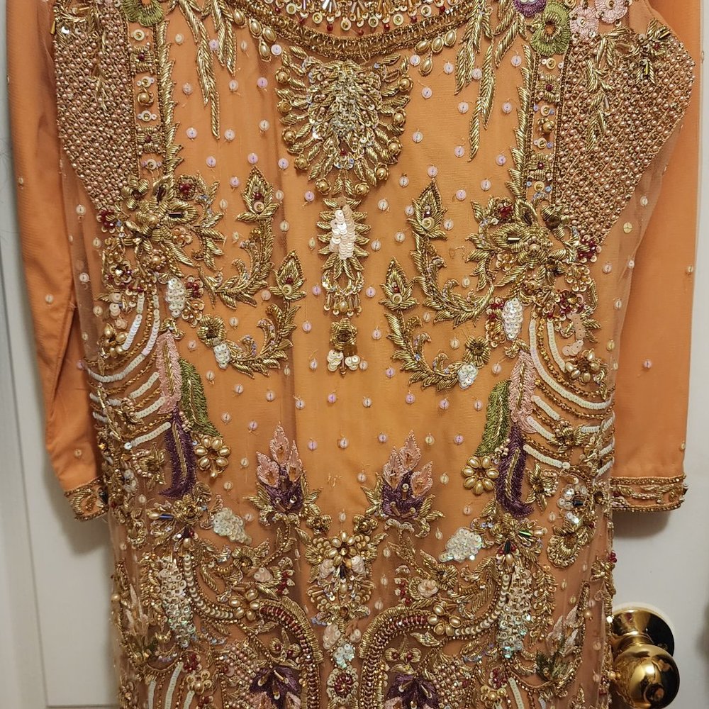 PAKISTANI PARTY WEAR